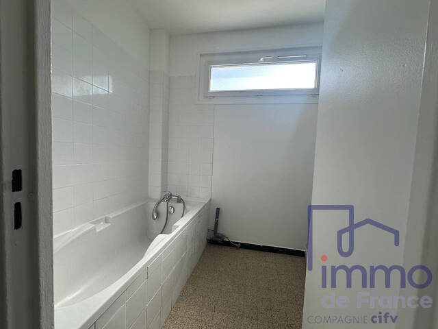 Vente Appartement 4 pièces 70 m² Saint-Étienne 42100