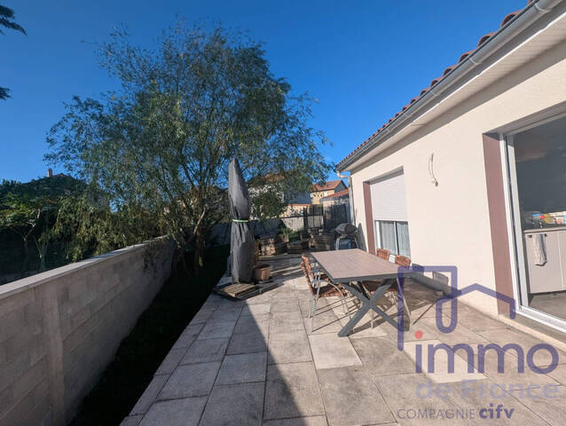 Vente Maison 5 pièces 106 m² Sury-le-Comtal 42450