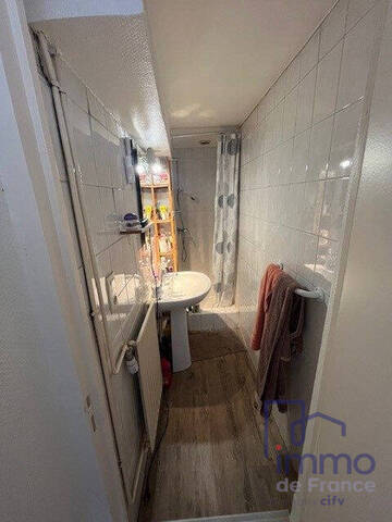Sale Building 235 m² Saint-Étienne 42000