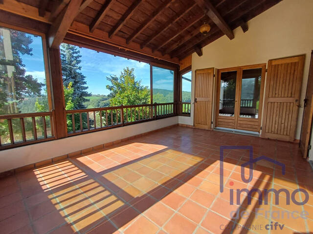 Vente Maison villa 8 pièces 240 m² La Fouillouse 42480