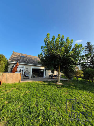 Vente Maison traditionnelle 8 pièces 153 m² Saint-Bonnet-les-Oules 42330