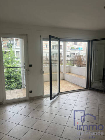 Vente Appartement 3 pièces 65.83 m² Saint-Étienne 42000