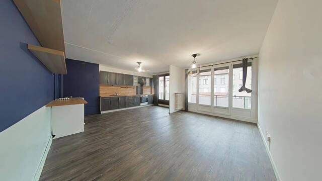 Location Appartement t5 96 m² Saint-Étienne 42100 CENTRE DEUX