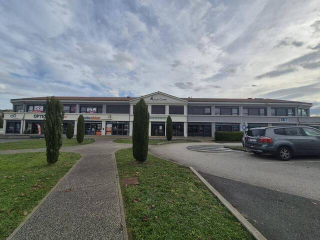 Location Local d'activité Saint-Galmier 42330