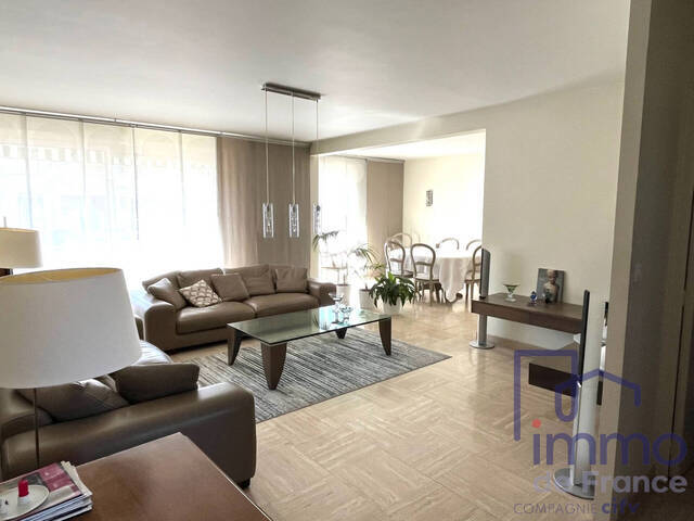 Vente Appartement 5 pièces 120 m² Saint-Étienne 42000