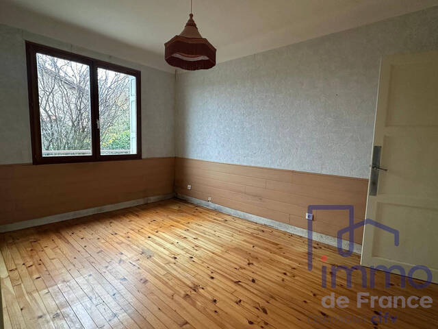 Vente Maison ancienne 7 pièces 160 m² Saint-Genest-Lerpt 42530