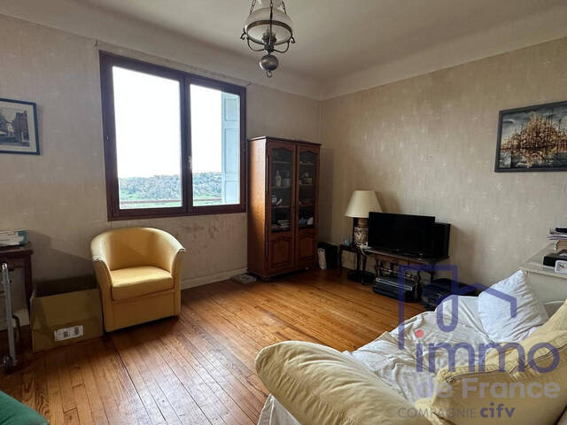 Vente Maison ancienne 7 pièces 160 m² Saint-Genest-Lerpt 42530