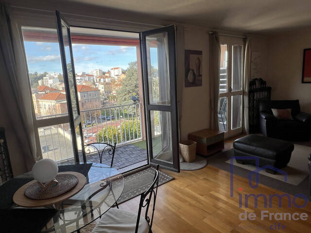 Vente Appartement 4 pièces 71.02 m² Saint-Étienne 42100