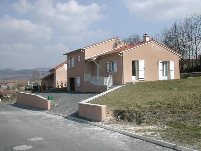 Location Appartement t4 97 m² Lantriac 43260