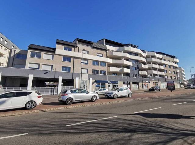 Location Appartement studio 1 pièce 31 m² Saint-Étienne 42000