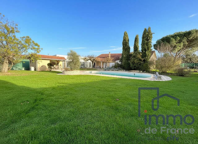 Sale House villa 9 rooms 300 m² Montrond-les-Bains 42210