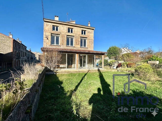 Vente Maison 5 pièces 122.58 m² Saint-Genest-Lerpt 42530