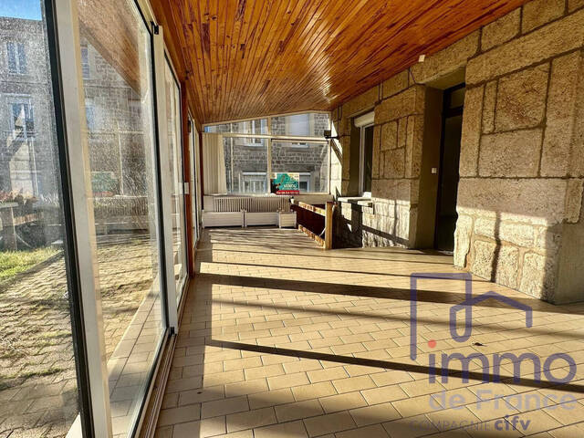 Vente Maison 5 pièces 122.58 m² Saint-Genest-Lerpt 42530