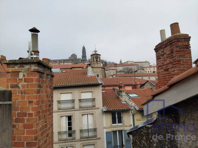 Sale Apartment 4 rooms 79.39 m² Le Puy-en-Velay 43000