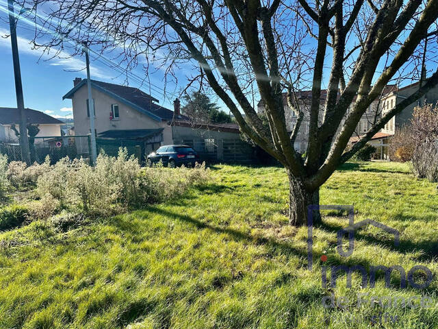 Vente Terrain constructible 500 m² Saint-Genest-Lerpt 42530