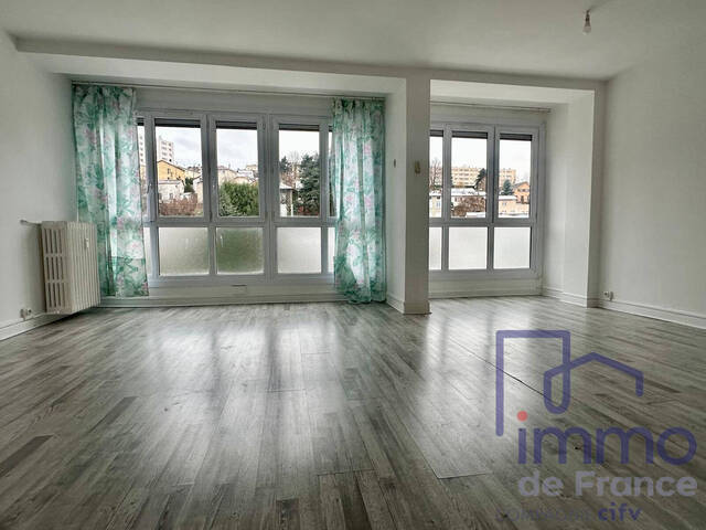 Vente Appartement 3 pièces 70 m² Saint-Étienne 42100