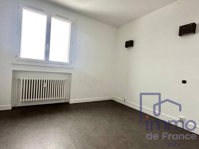 Vente Appartement 3 pièces 70 m² Saint-Étienne 42100