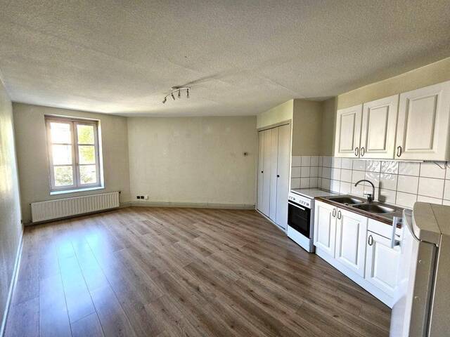 Location Appartement studio 1 pièce 28 m² Montbrison 42600