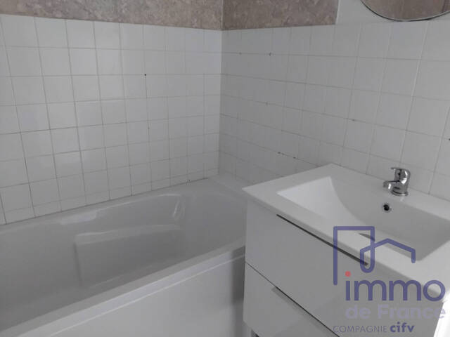 Vente Appartement 1 pièce 31.47 m² Saint-Étienne 42100