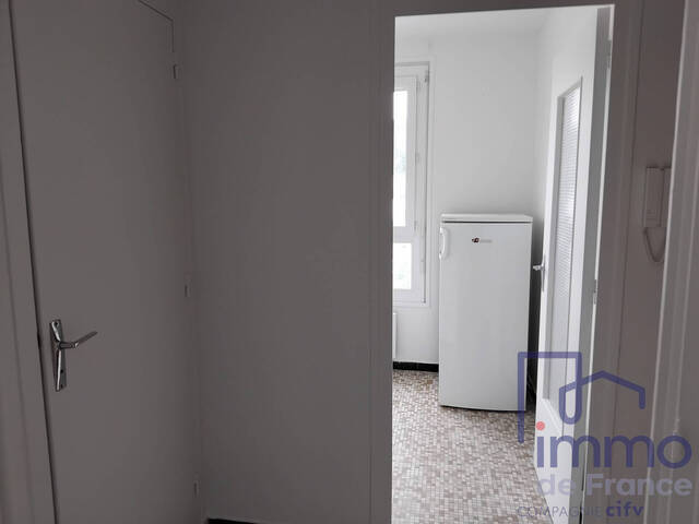 Vente Appartement 1 pièce 31.47 m² Saint-Étienne 42100