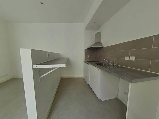 Location Appartement studio 1 pièce 16 m² Saint-Étienne 42000 HYPER CENTRE
