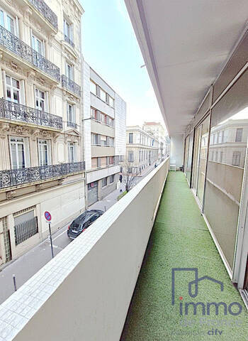Vente Appartement 6 pièces 109.37 m² Saint-Étienne 42000