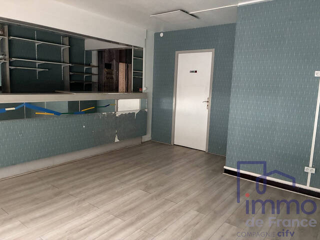 Vente Local commercial 67 m² Saint-Étienne 42000