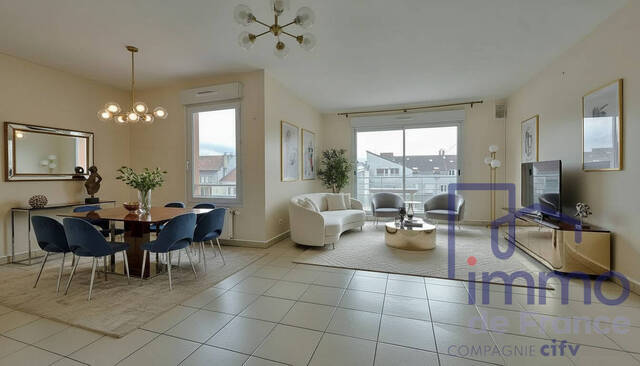 Vente Appartement 5 pièces 105 m² Saint-Étienne 42000