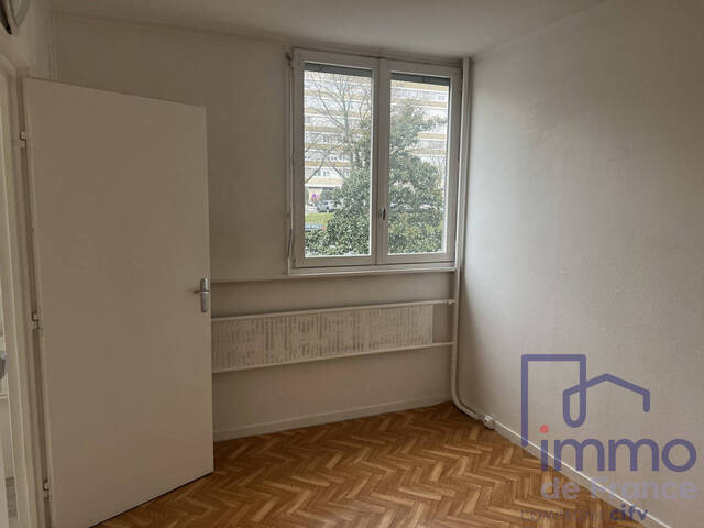 Vente Appartement 2 pièces 46 m² Saint-Étienne 42100
