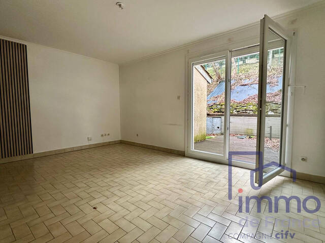 Vente Maison 4 pièces 76 m² Saint-Priest-en-Jarez 42270