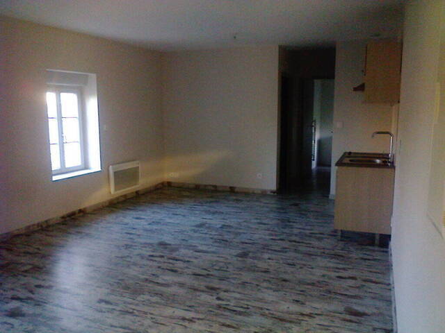 Location Appartement t3 2 pièces 49 m² Longessaigne 69770