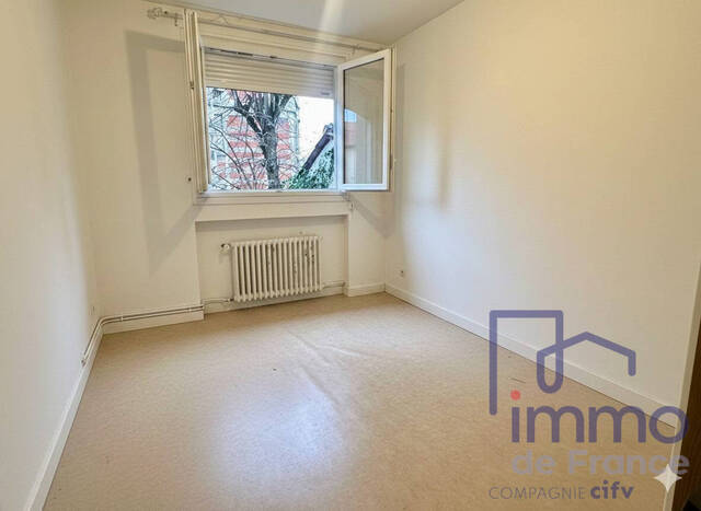 Vente Appartement 3 pièces 60 m² Le Chambon-Feugerolles 42500