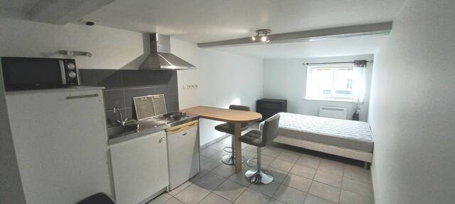 Location Appartement studio 1 pièce 19 m² Montbrison 42600 Centre ville