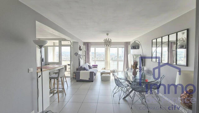 Vente Appartement 3 pièces 73.37 m² Villars 42390