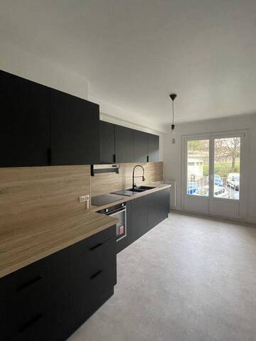 Location Appartement t5 99 m² Le Puy-en-Velay 43000