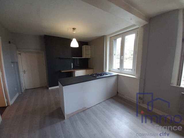 Vente Appartement 1 pièce 40.35 m² L'Étrat 42580