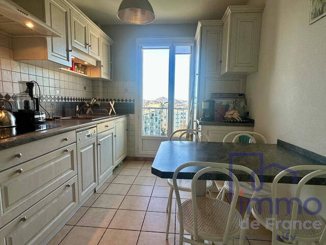 Vente Appartement 3 pièces 78 m² Saint-Étienne 42100