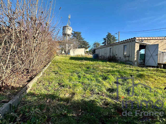 Vente Terrain constructible 500 m² Saint-Genest-Lerpt 42530