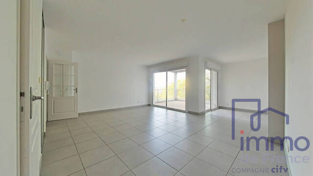 Vente Appartement 3 pièces 88 m² Saint-Genest-Lerpt 42530