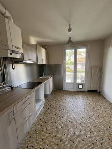 Location Appartement t3 76 m² Le Puy-en-Velay 43000