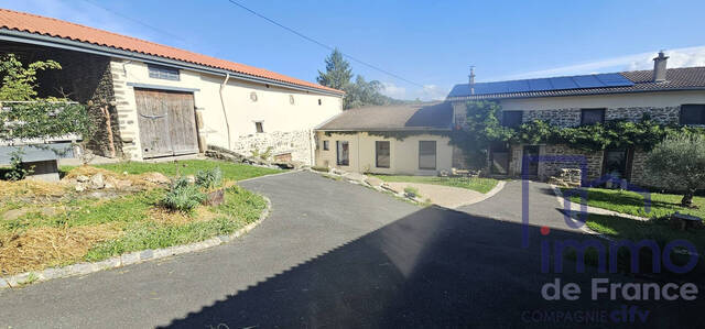 Vente Maison ferme 6 pièces 176 m² La Tour-en-Jarez 42580