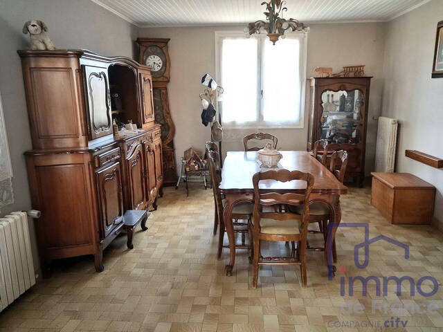 Vente Maison traditionnelle 6 pièces 116 m² Le Puy-en-Velay 43000