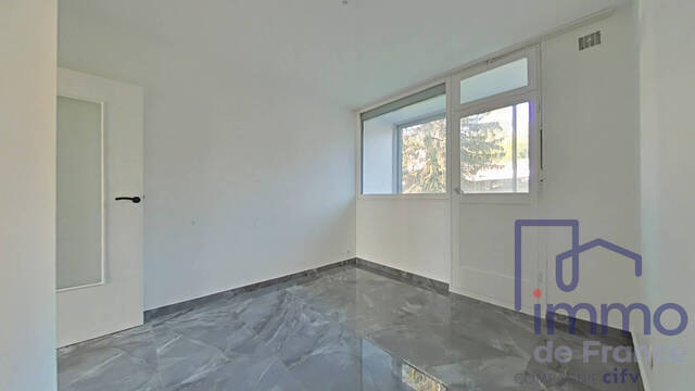 Vente Appartement 3 pièces 70.11 m² Saint-Étienne 42100
