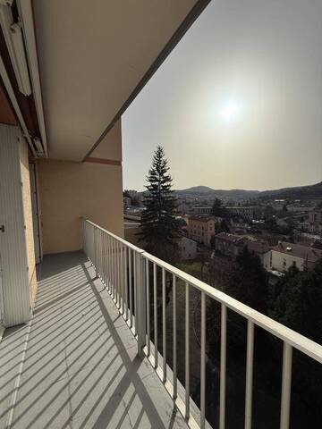Location Appartement t4 80 m² Le Puy-en-Velay 43000