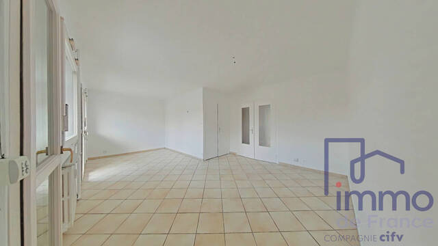 Vente Appartement 3 pièces 72 m² Saint-Étienne 42000