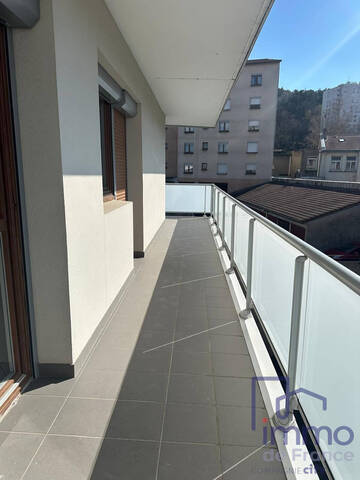 Vente Appartement 3 pièces 72 m² Saint-Étienne 42000