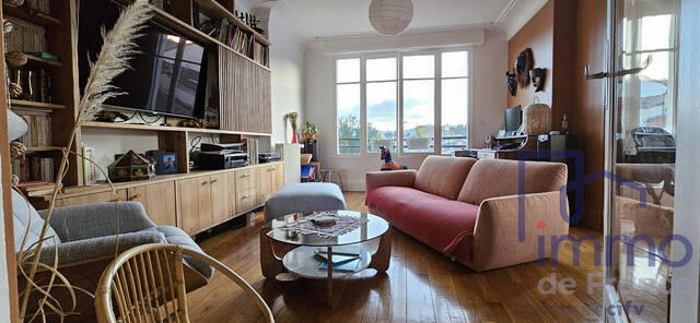 Sale Apartment 4 rooms 92.71 m² Le Puy-en-Velay 43000