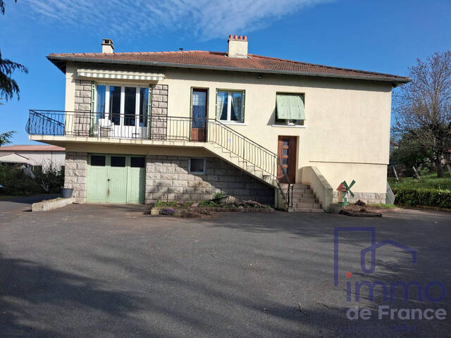 Vente Maison traditionnelle 6 pièces 116 m² Le Puy-en-Velay 43000