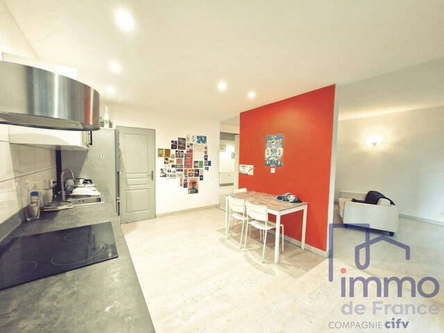 Vente Appartement 6 pièces 109.37 m² Saint-Étienne 42000