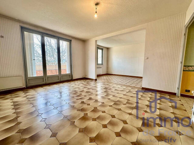 Vente Appartement 3 pièces 75 m² Saint-Étienne 42100